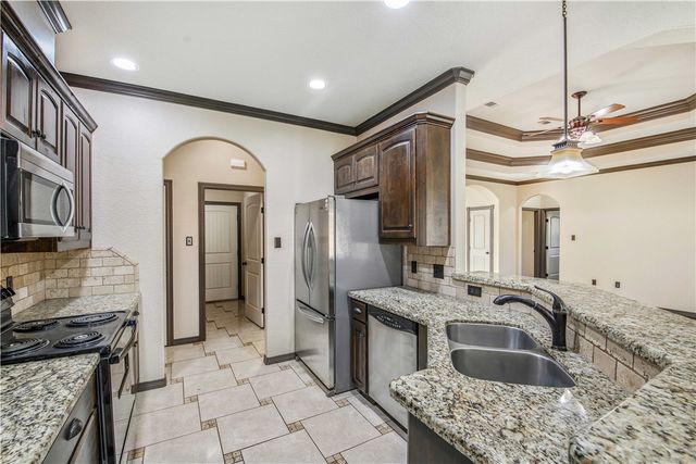 2708 Wood Court, Bryan, TX 77808