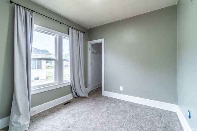 623 N State Street, Kendallville, IN 46755