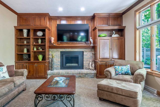 1501 S Weimar Street, Appleton, WI 54915