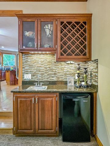 1501 S Weimar Street, Appleton, WI 54915