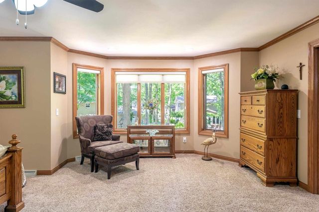 1501 S Weimar Street, Appleton, WI 54915