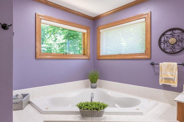 1501 S Weimar Street, Appleton, WI 54915