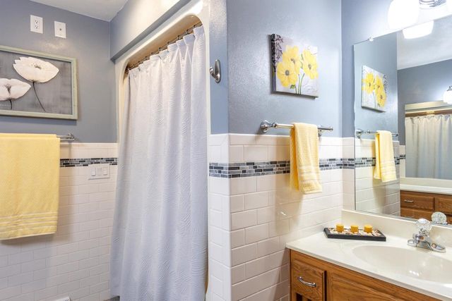 1501 S Weimar Street, Appleton, WI 54915