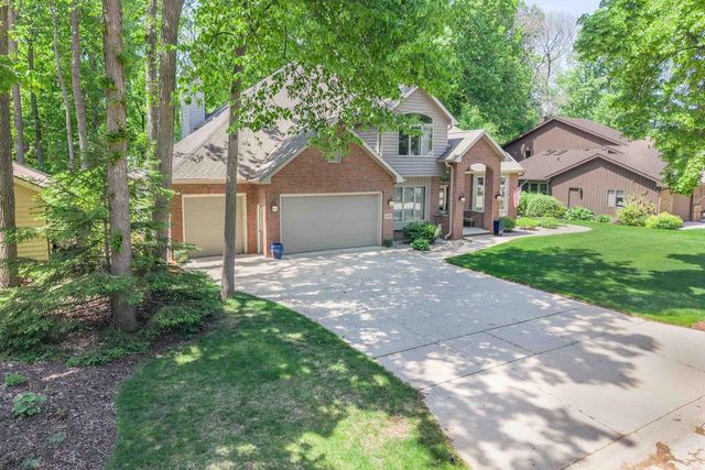 1501 S Weimar Street, Appleton, WI 54915