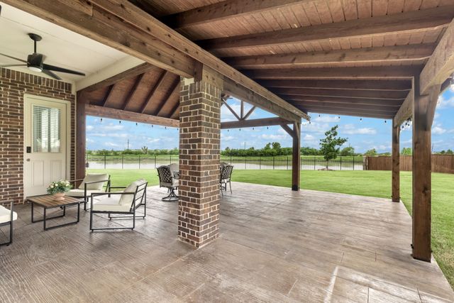 2750 Pinto Creek Drive, Celina, TX 75078