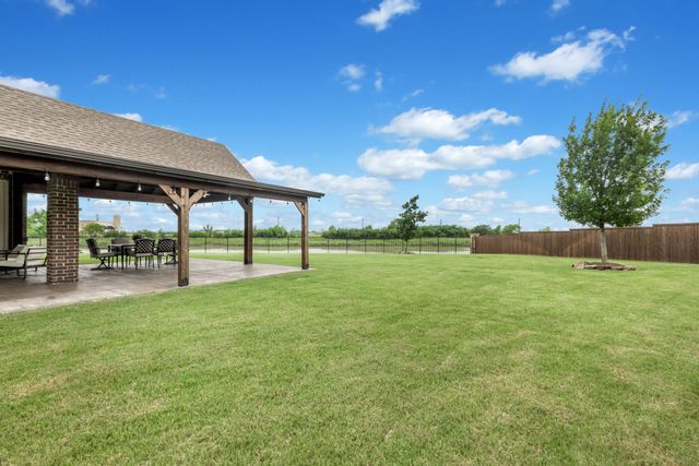 2750 Pinto Creek Drive, Celina, TX 75078