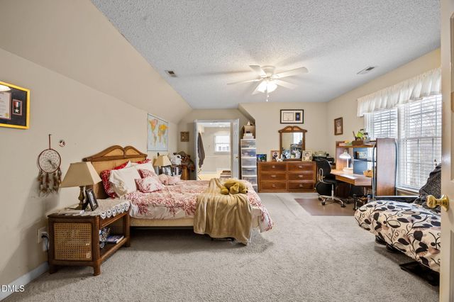 110 Mereworth Place, Cary, NC 27513