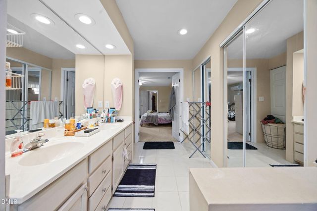 110 Mereworth Place, Cary, NC 27513