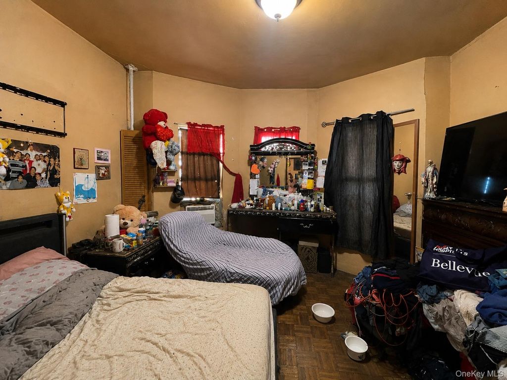 1819 Waterloo Place, Bronx, NY 10460 — photo 2