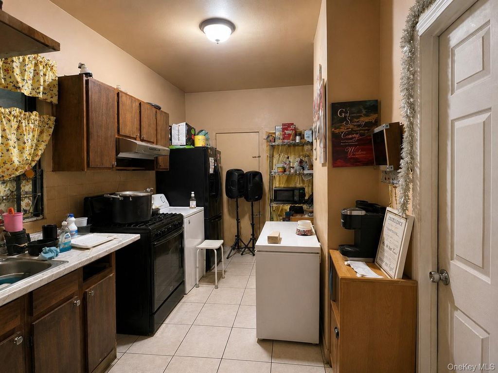 1819 Waterloo Place, Bronx, NY 10460 — photo 4