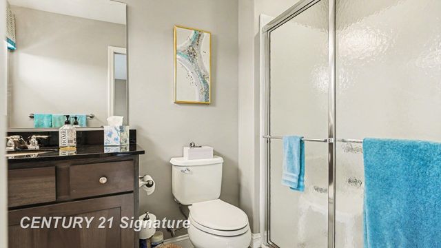 87 Tuscany Circle, Saginaw Twp, MI 48603