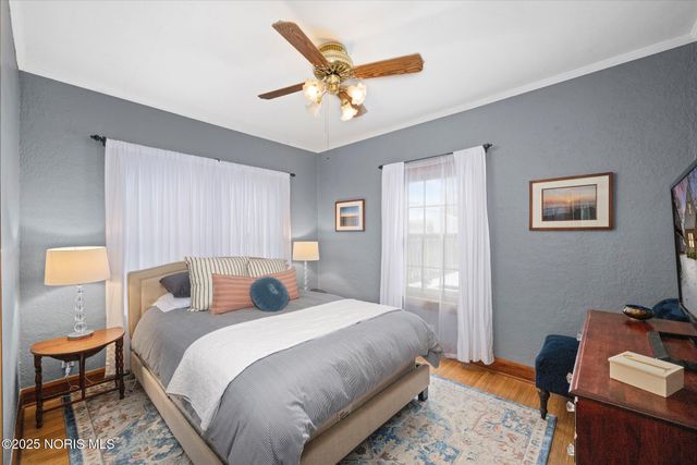 2513 Portsmouth Avenue, Toledo, OH 43613