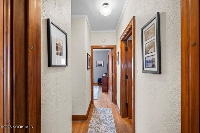 2513 Portsmouth Avenue, Toledo, OH 43613