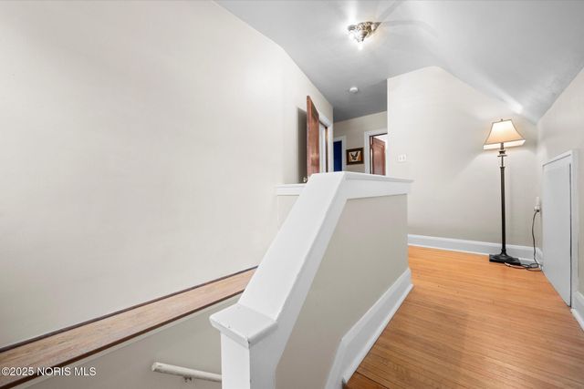 2513 Portsmouth Avenue, Toledo, OH 43613