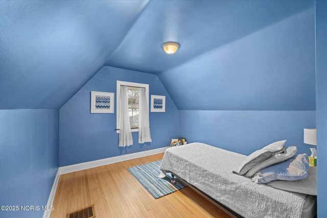 2513 Portsmouth Avenue, Toledo, OH 43613