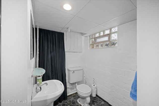 2513 Portsmouth Avenue, Toledo, OH 43613