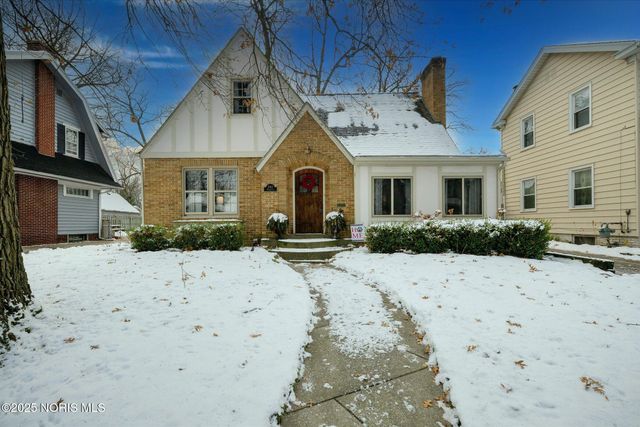 2513 Portsmouth Avenue, Toledo, OH 43613