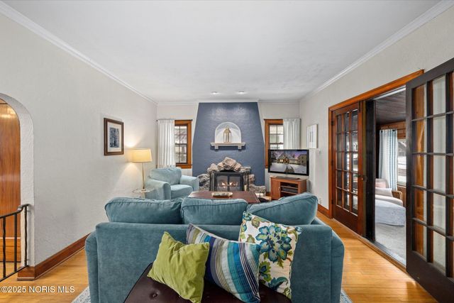 2513 Portsmouth Avenue, Toledo, OH 43613