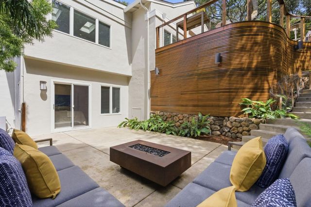 2884 Roland Avenue, San Carlos, CA 94070