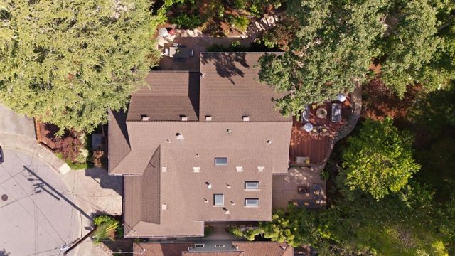 2884 Roland Avenue, San Carlos, CA 94070