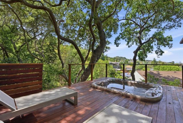 2884 Roland Avenue, San Carlos, CA 94070