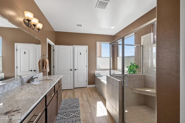 8859 S ARAB Court, Hereford, AZ 85615