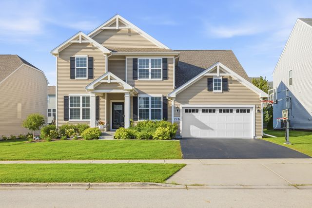716 Heartland Lane, South Elgin, IL 60177