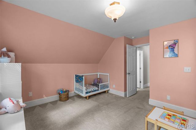 3443 Commonwealth Avenue, Maplewood, MO 63143