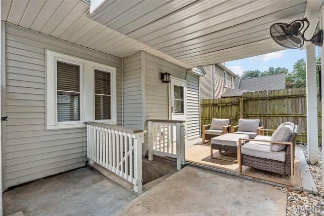 3443 Commonwealth Avenue, Maplewood, MO 63143