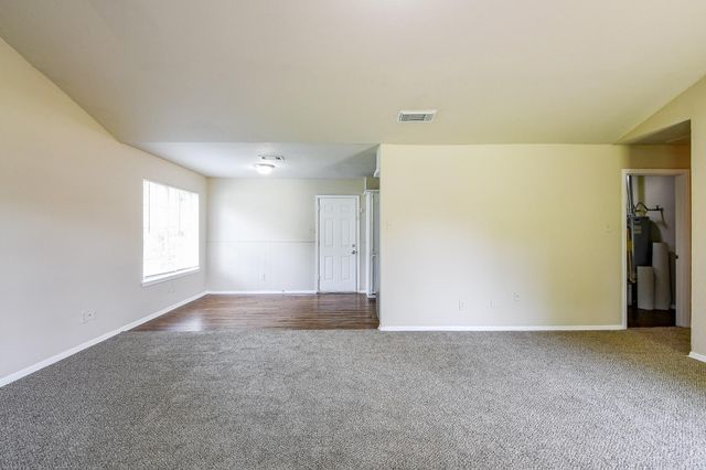 3210 Ridgefield Road, La Porte, TX 77571