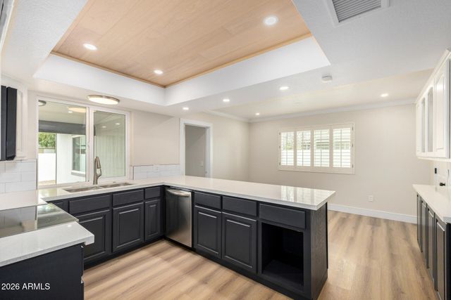 2511 E FOUNTAIN Street, Mesa, AZ 85213