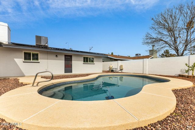 2511 E FOUNTAIN Street, Mesa, AZ 85213