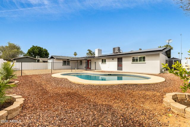 2511 E FOUNTAIN Street, Mesa, AZ 85213