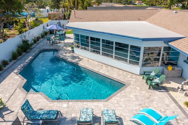 6300 16TH STREET S, St Petersburg, FL 33705