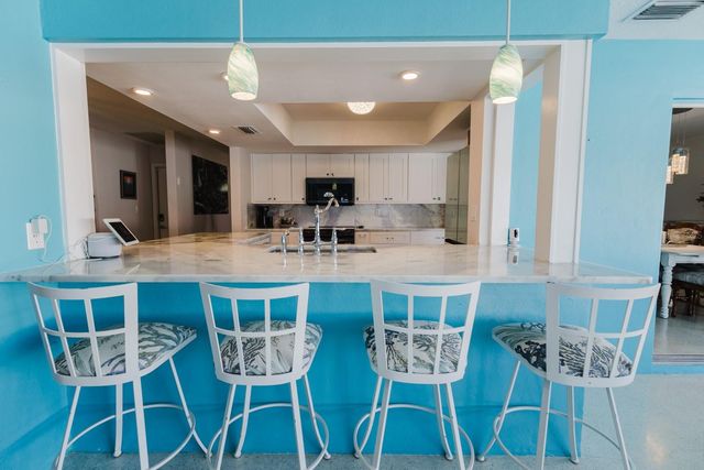 6300 16TH STREET S, St Petersburg, FL 33705