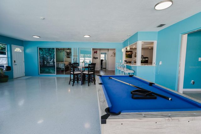 6300 16TH STREET S, St Petersburg, FL 33705