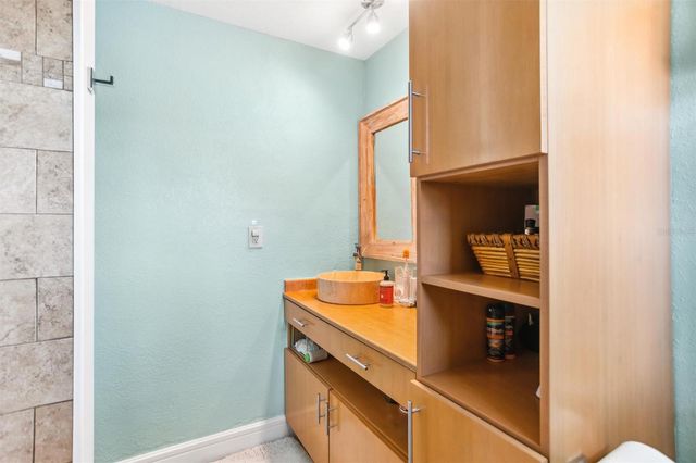 6300 16TH STREET S, St Petersburg, FL 33705