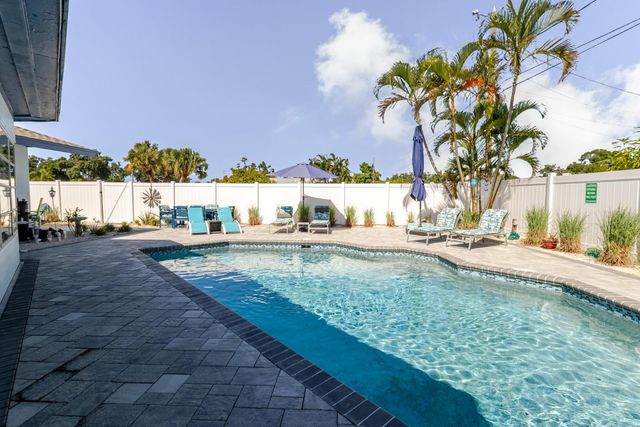 6300 16TH STREET S, St Petersburg, FL 33705