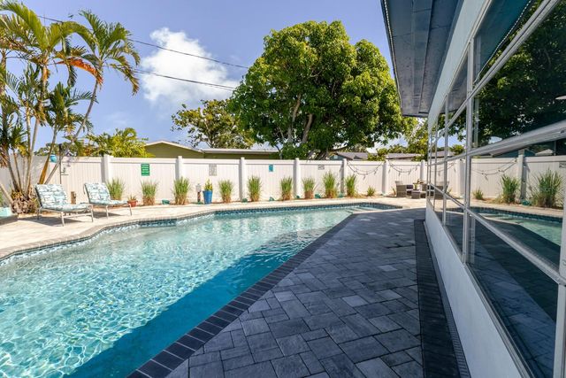 6300 16TH STREET S, St Petersburg, FL 33705