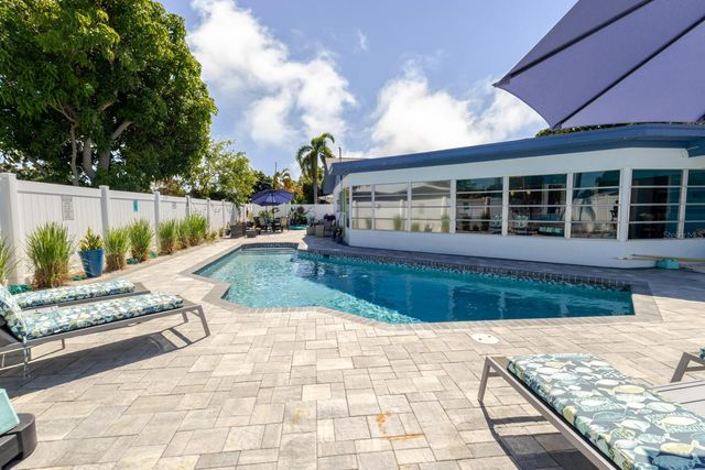 6300 16TH STREET S, St Petersburg, FL 33705