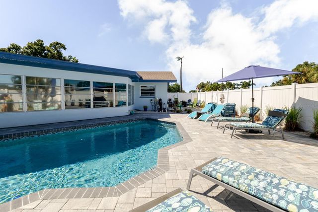 6300 16TH STREET S, St Petersburg, FL 33705