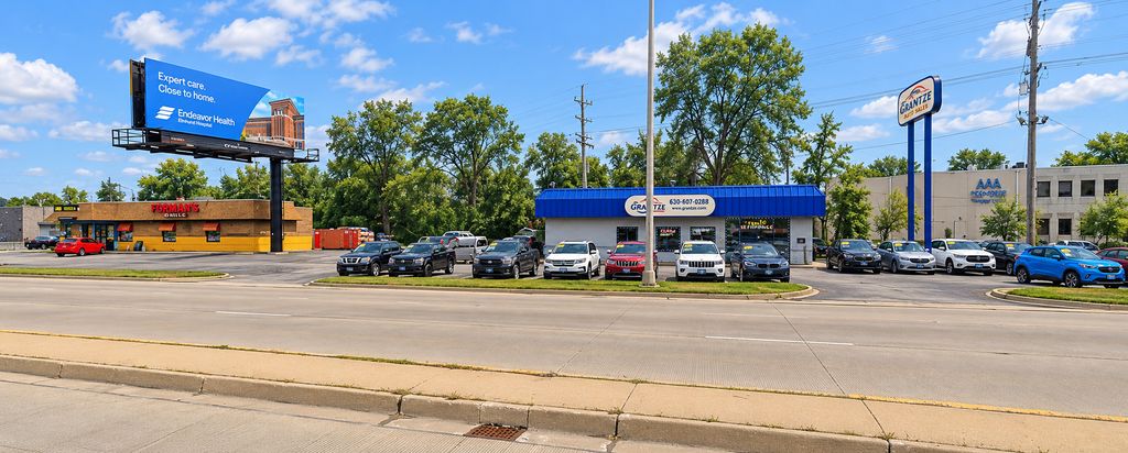 345-351 W North Avenue, Villa Park, IL 60181 — photo 2