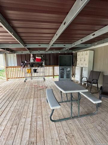 108 River Run, Poteet, TX 78065