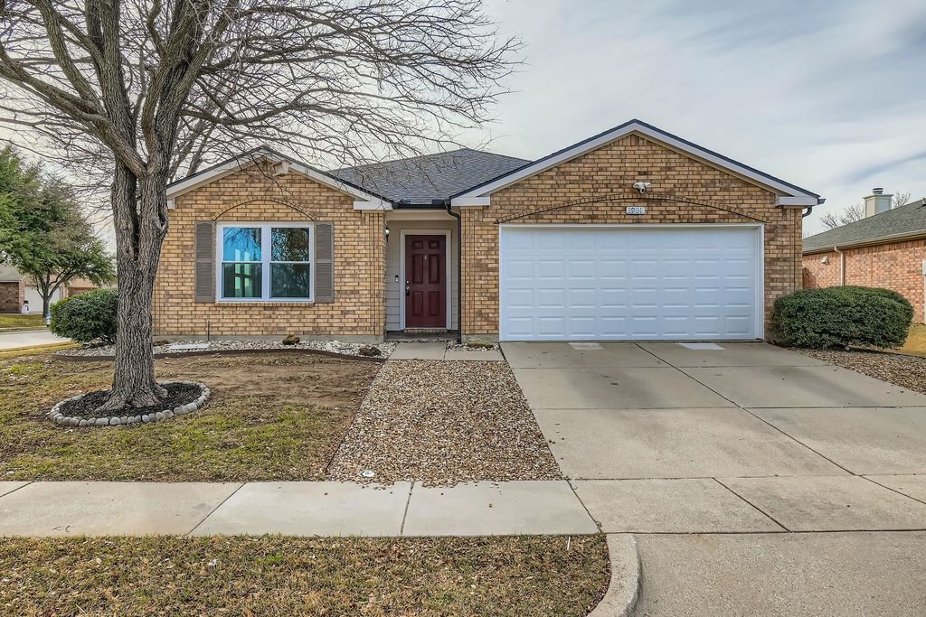 3901 Tuscany Court, Denton, TX 76226
