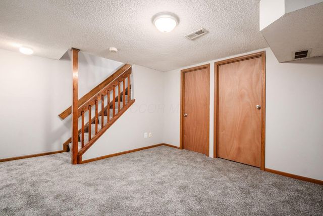 167 Macenroe Drive, 32B, Blacklick, OH 43004