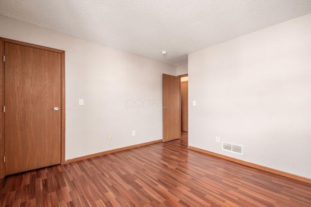 167 Macenroe Drive, 32B, Blacklick, OH 43004