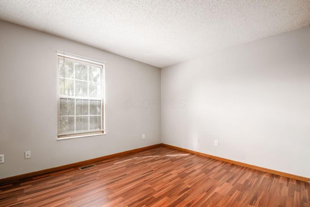 167 Macenroe Drive, 32B, Blacklick, OH 43004