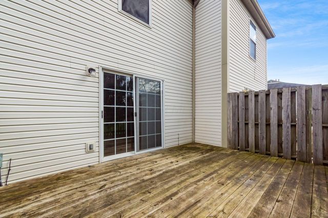 167 Macenroe Drive, 32B, Blacklick, OH 43004