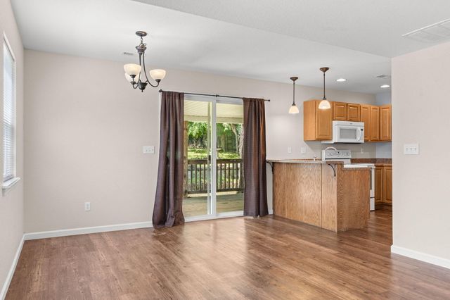 212 Candlestick Road, Branson, MO 65616