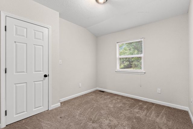 212 Candlestick Road, Branson, MO 65616